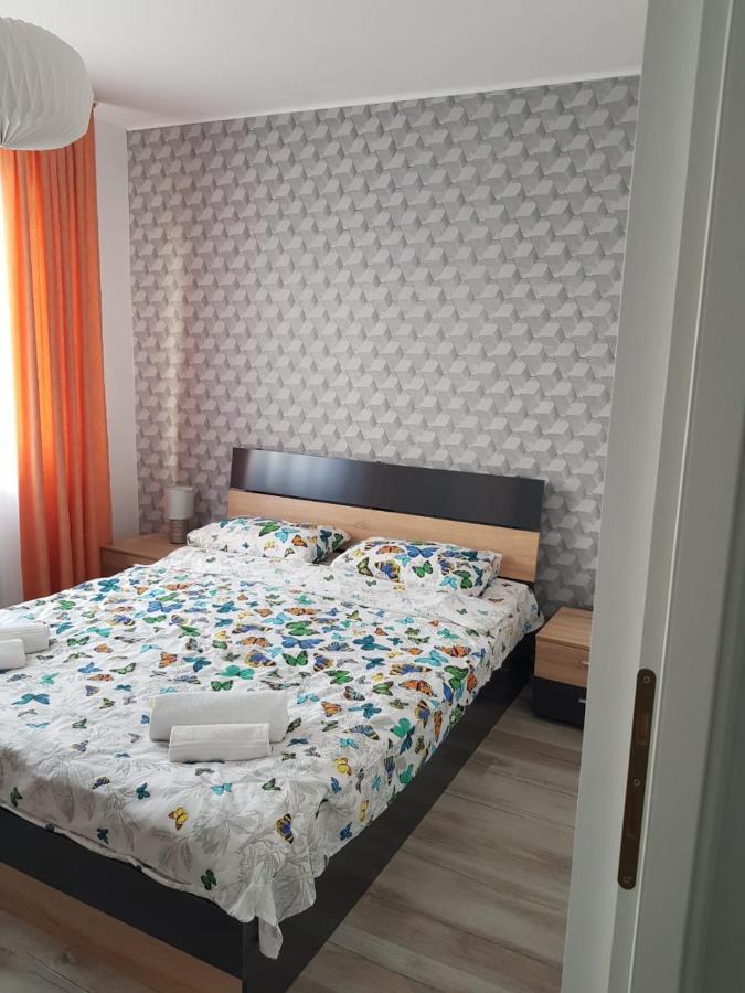 Ana Apartament Ramnicu Valcea Exterior photo